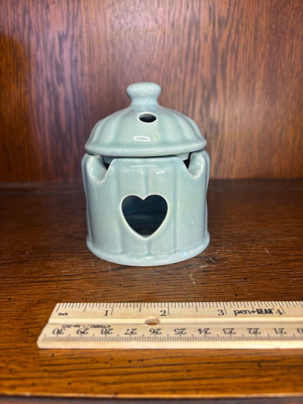 Ceramic Heart Cutout Tea light